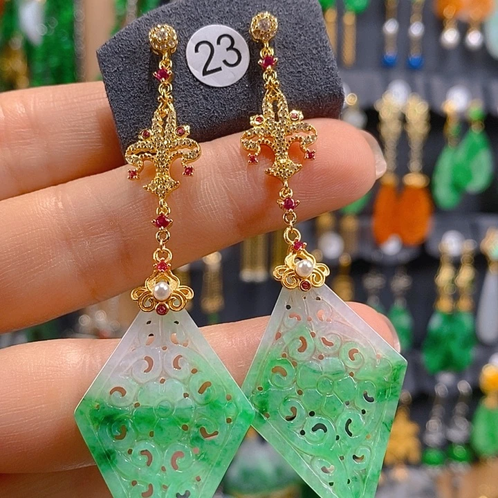 翡翠未镶嵌耳饰翡翠