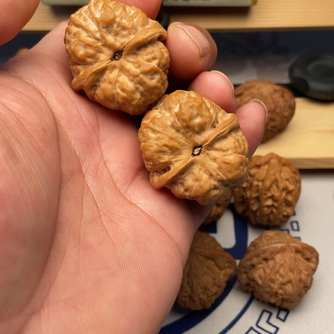 吊坠文玩核桃张*哥蛤蟆头