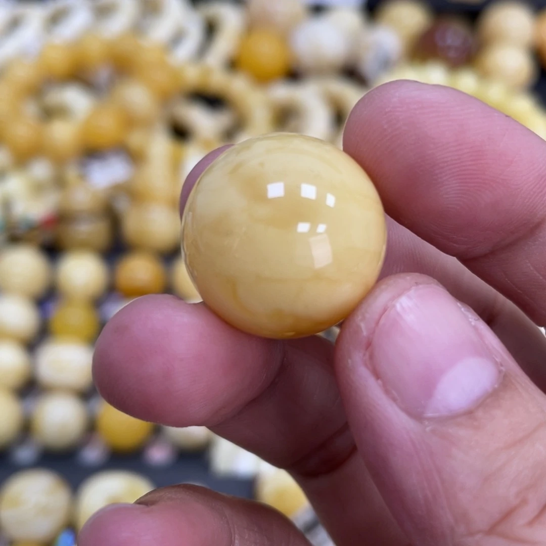 未镶嵌琥珀珠宝奇石20.5mm瑕