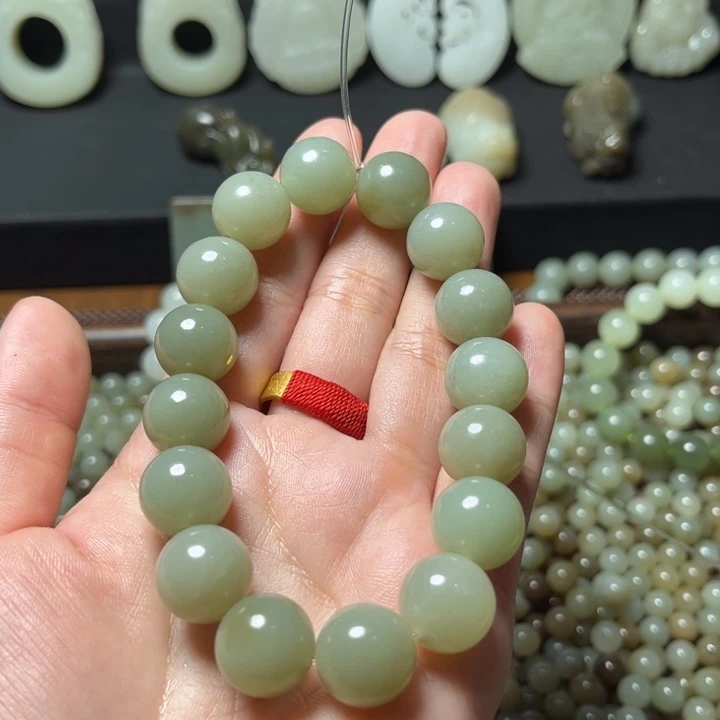 和田玉（糖玉）未镶嵌挂件约*