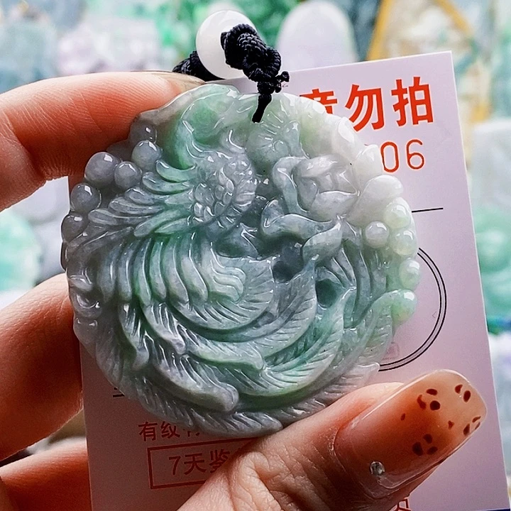 吊坠(不含链)未镶嵌翡翠