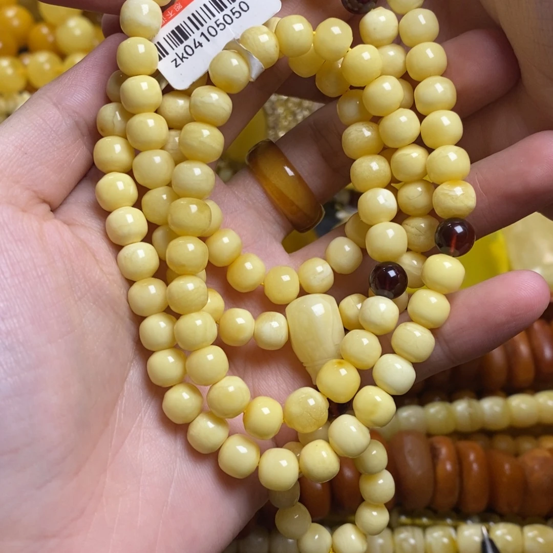 婷***身琥珀未镶嵌珠宝奇石蜜蜡