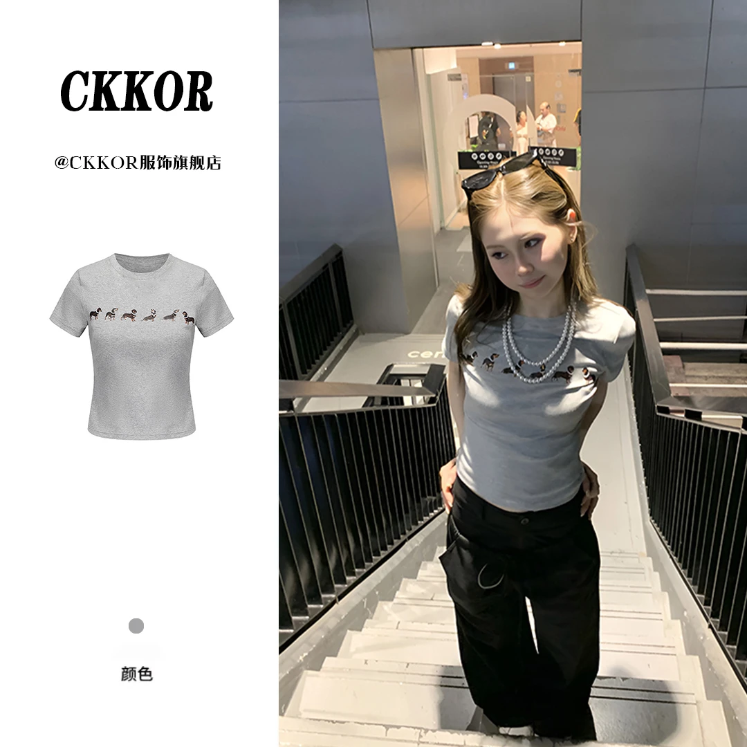 CKKOR时尚气质美式辣妹高级感女装春夏新款百搭腊肠狗女t恤短袖风