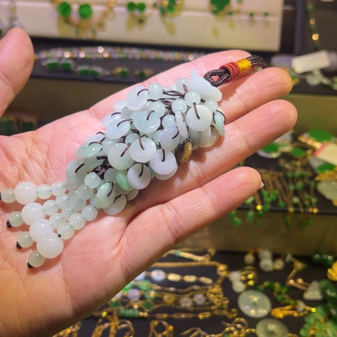 颈饰未镶嵌翡翠包挂