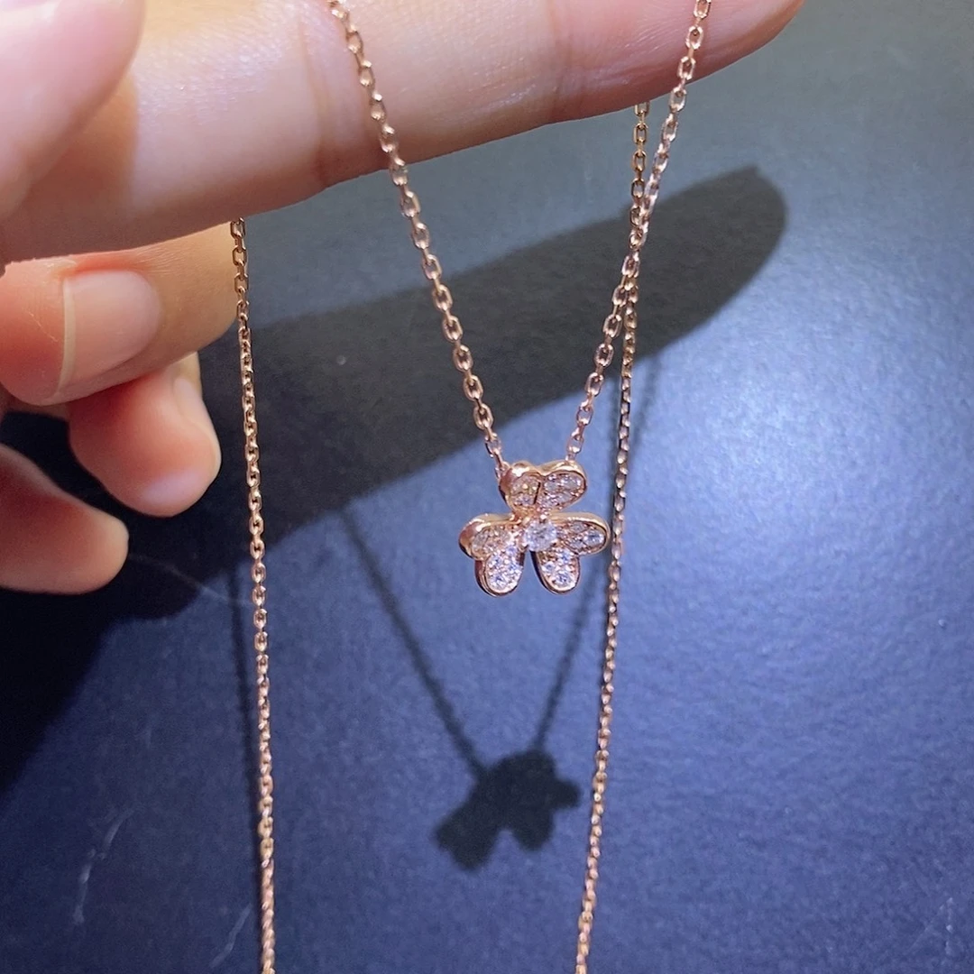 项链钻石18K金镶嵌满钻三叶草项链k玫