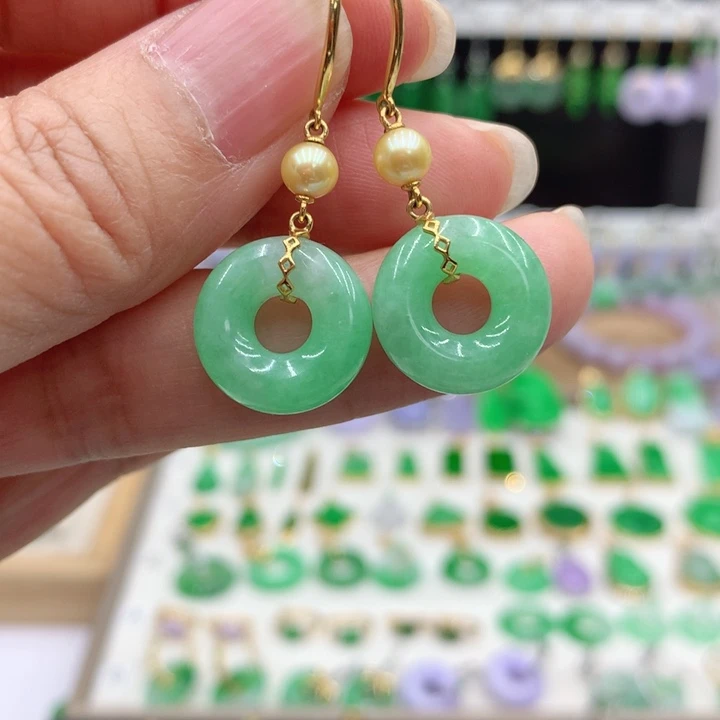 翡翠18K金镶嵌耳饰