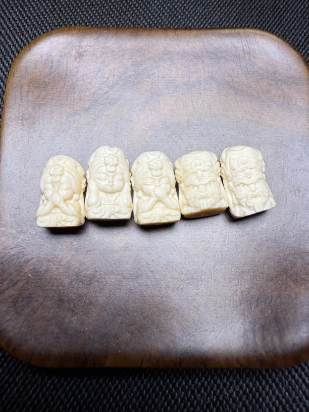 D1039天然猛犸牙扎基拉姆背云搭串配饰