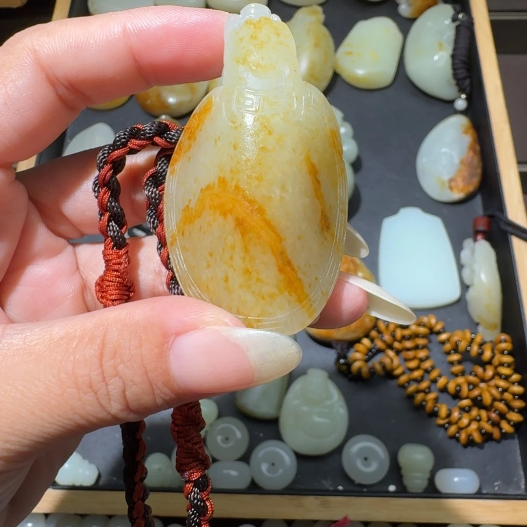 和田玉未镶嵌吊坠(不含链)