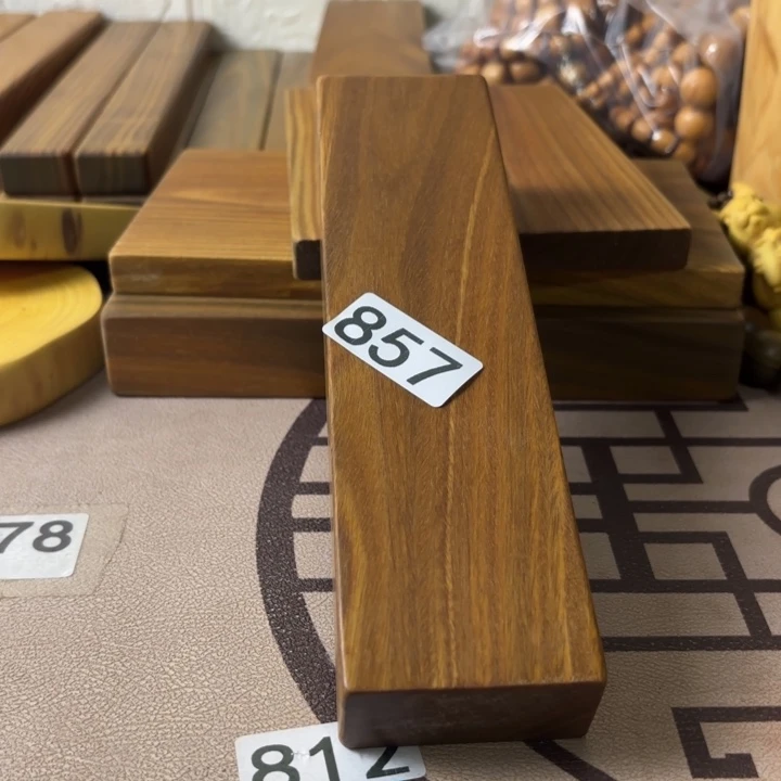 维腊木（绿檀）吃***子