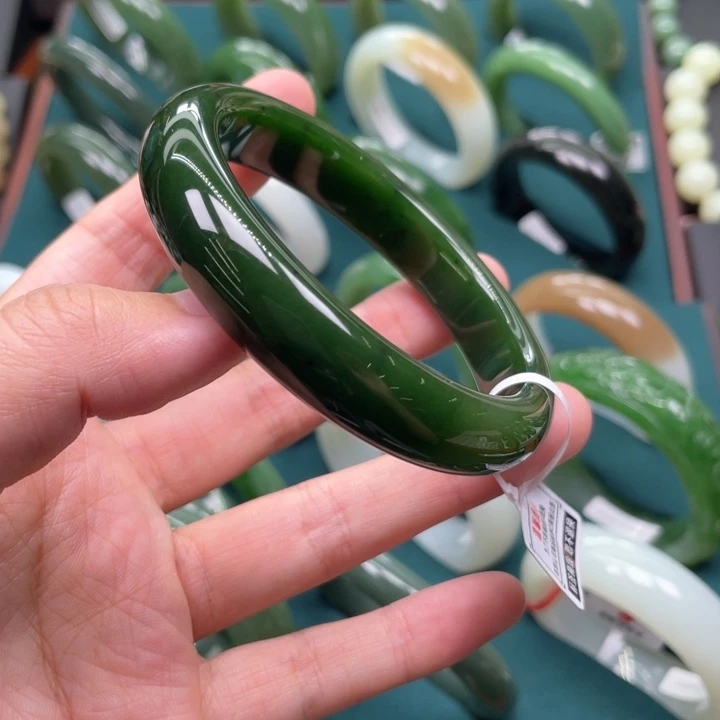 未镶嵌手镯和田玉（碧玉）5960