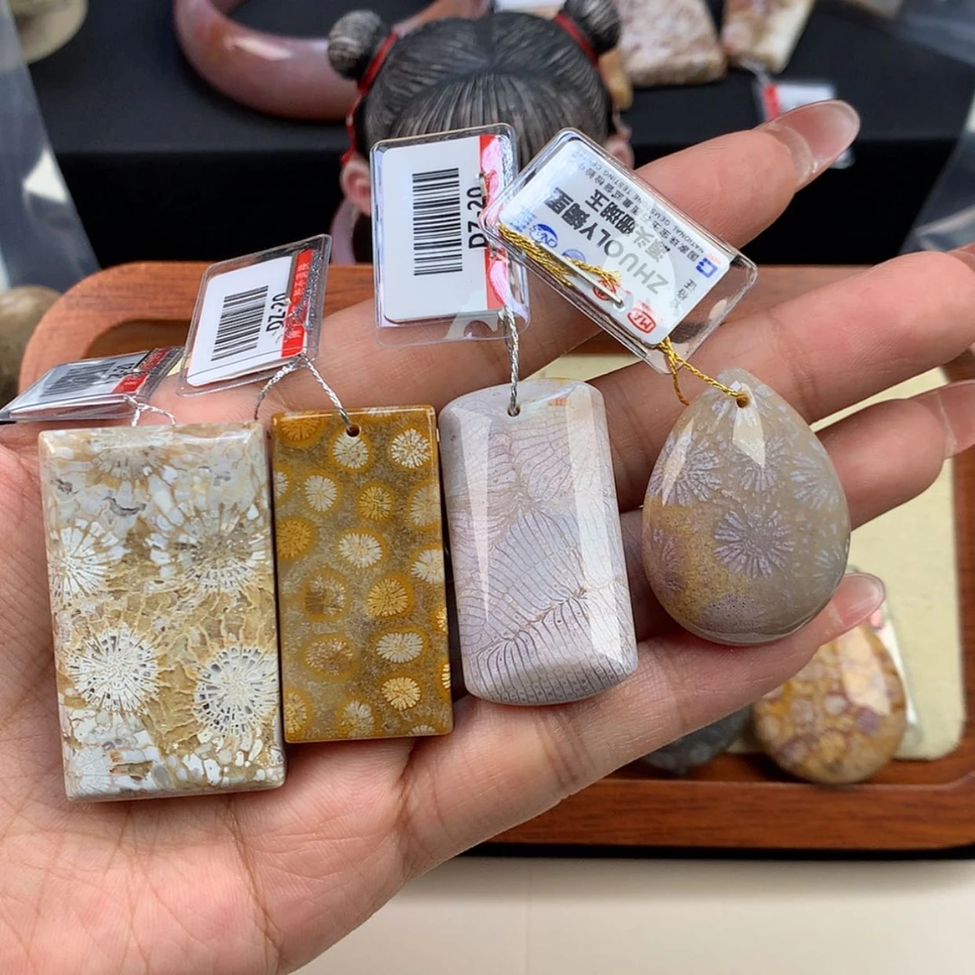 【闪购商品】颈饰合金石英质玉?***?