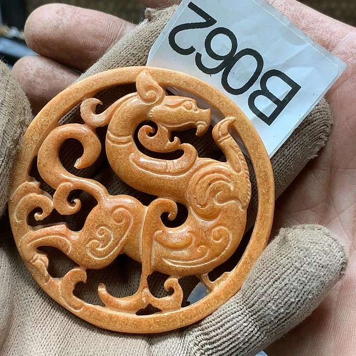 未镶嵌和田玉挂件