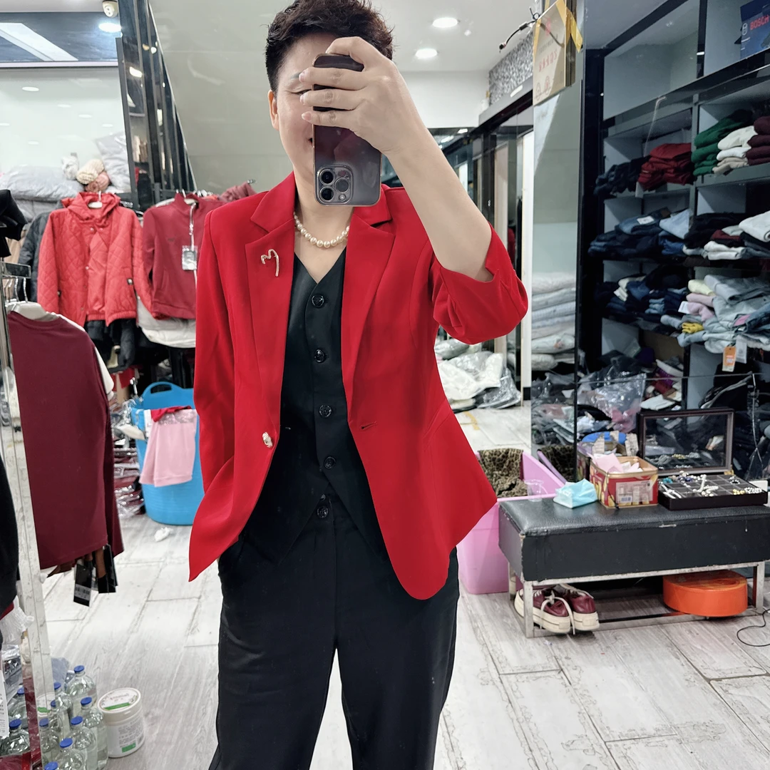 春秋优质中国红喜事7分袖修身西装外套1502