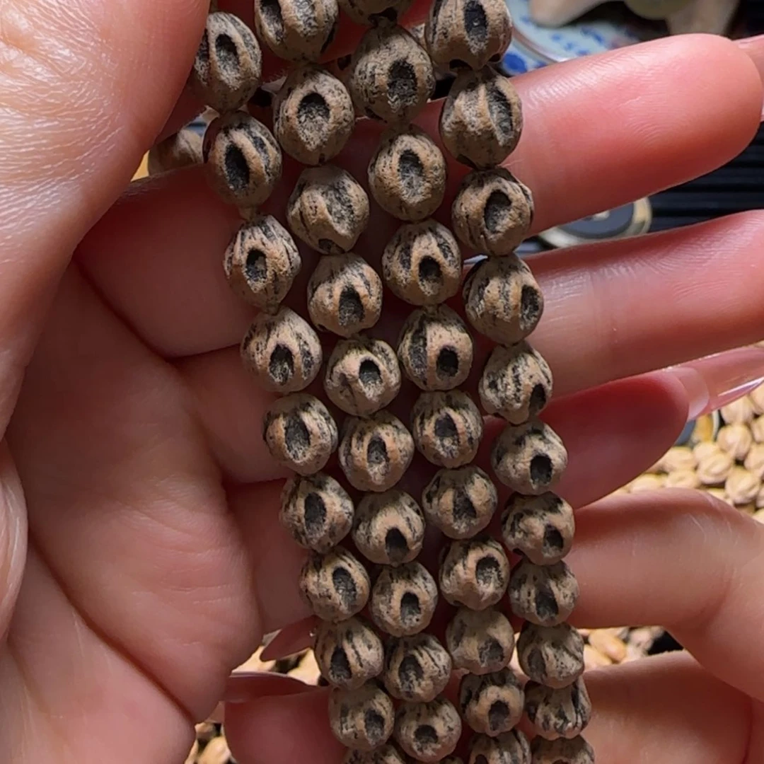 【闪购商品】柏香籽/百香籽吊坠守*