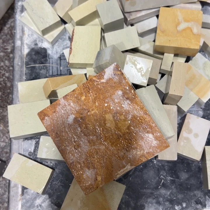印度石张****）新矿印石