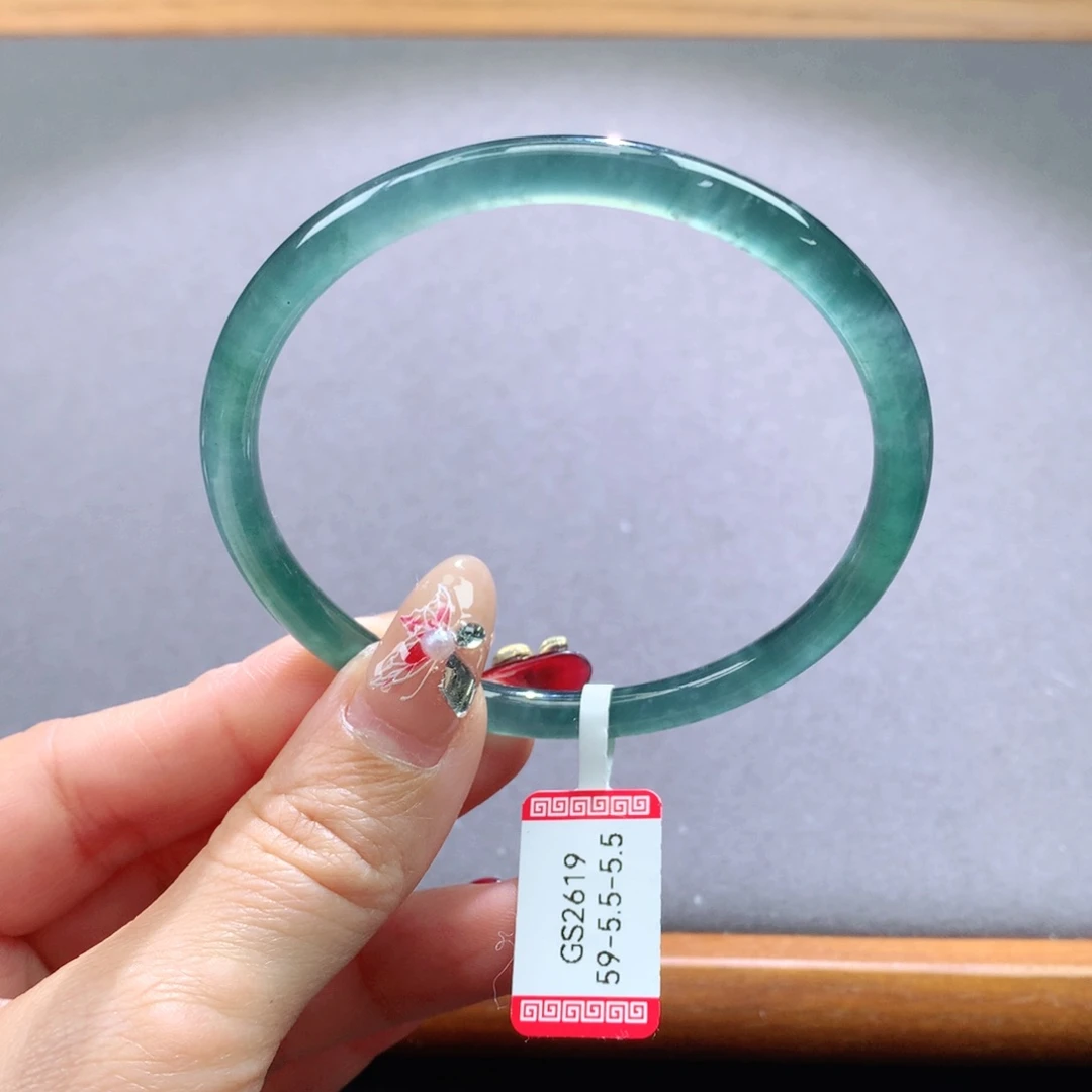 翡翠手镯未镶嵌天然翡翠手镯叮当镯