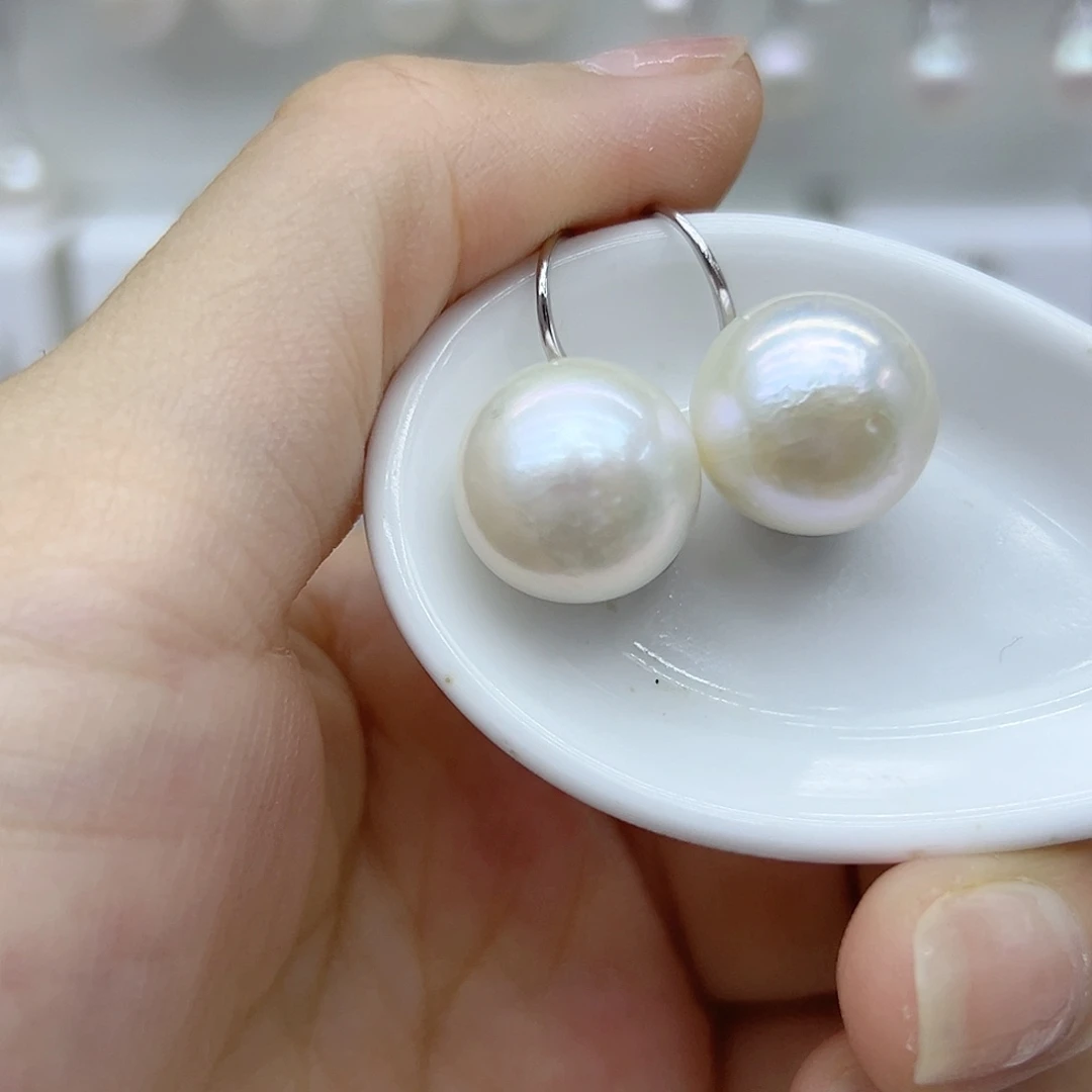 未镶嵌耳饰淡水珍珠