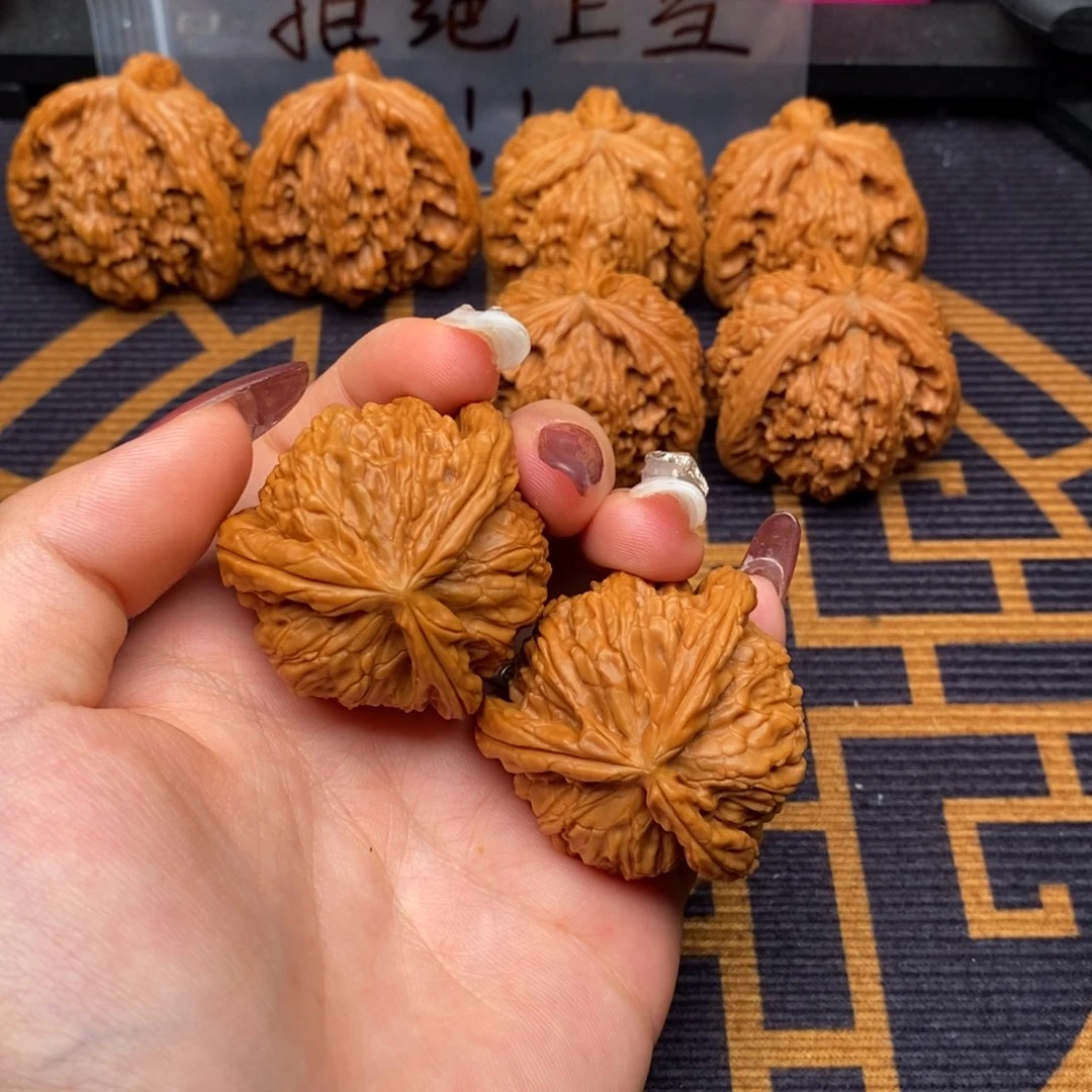 逗***玩文玩核桃吊坠白狮子