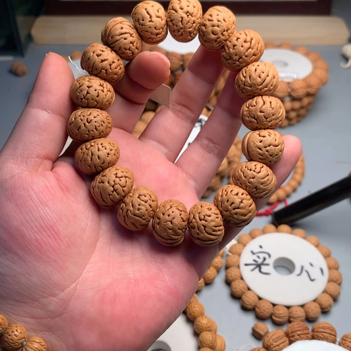 吊坠桃核20肌肉纽扣