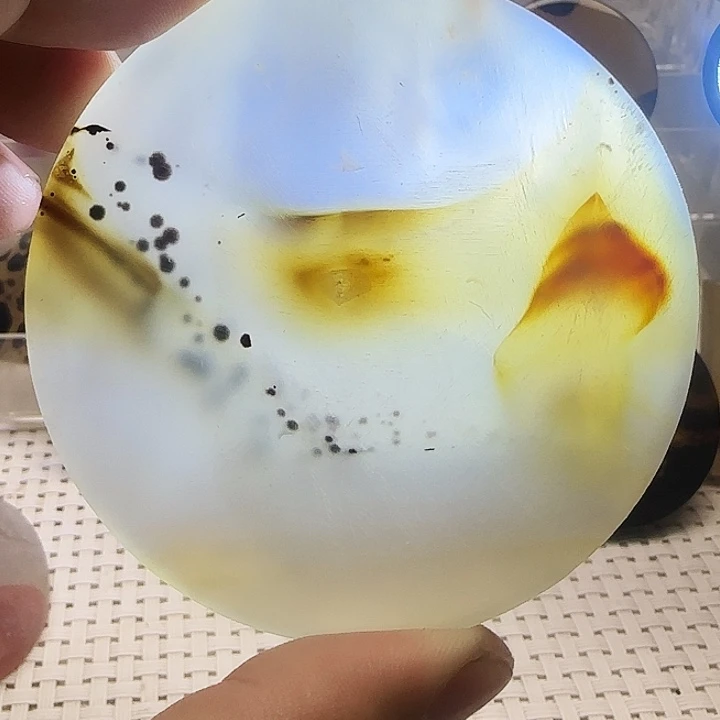 玛瑙/玉髓未镶嵌珠宝奇石