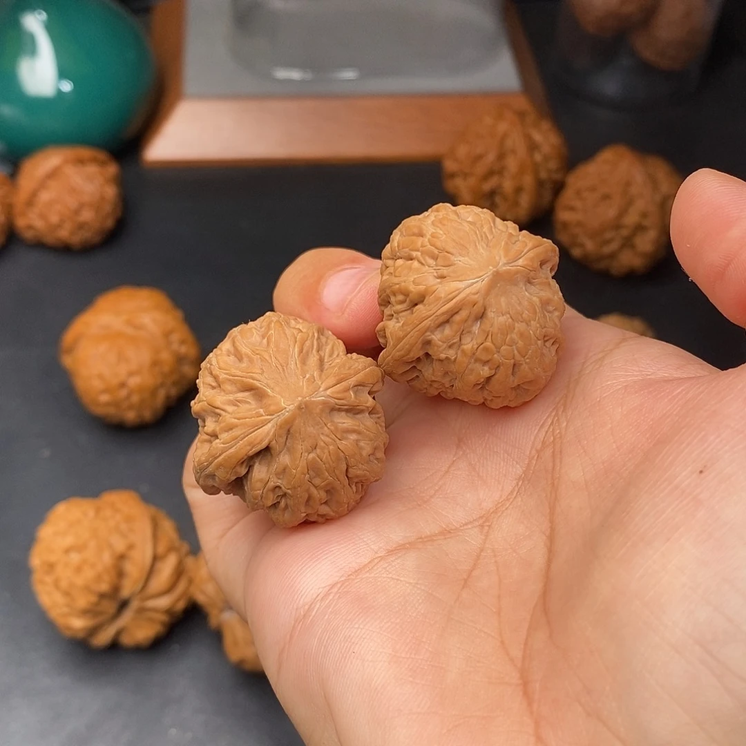 文玩核桃把件核**尘铁锤