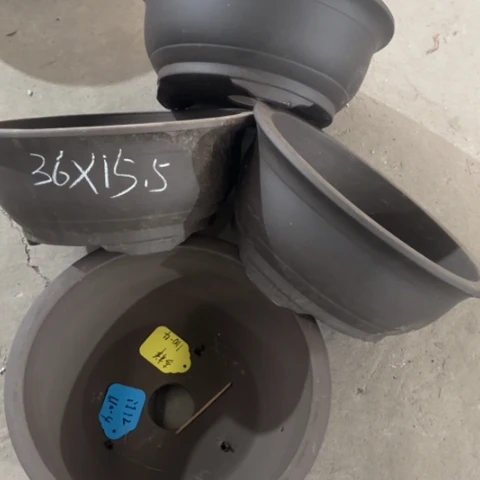 紫砂花盆110-4。 36-15.5