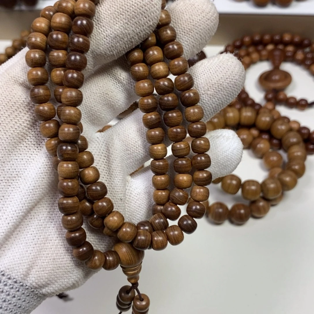 鑫***垚檀香木老山檀香67供奉料奶香