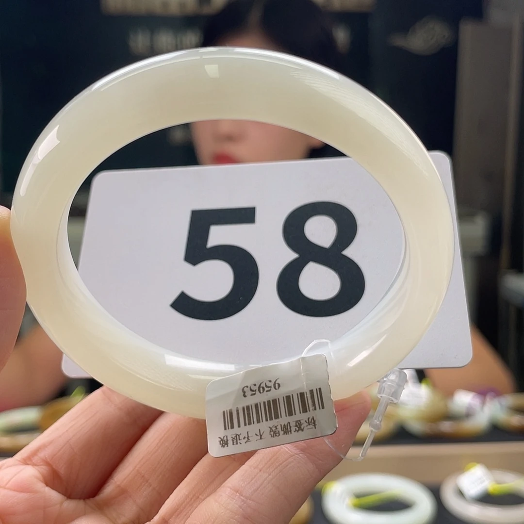 和田玉手镯未镶嵌93