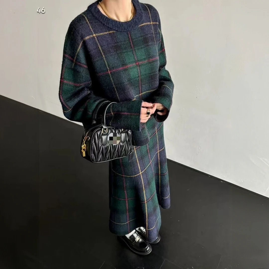 「HMM」小马标老钱撞色格纹暖冬套装