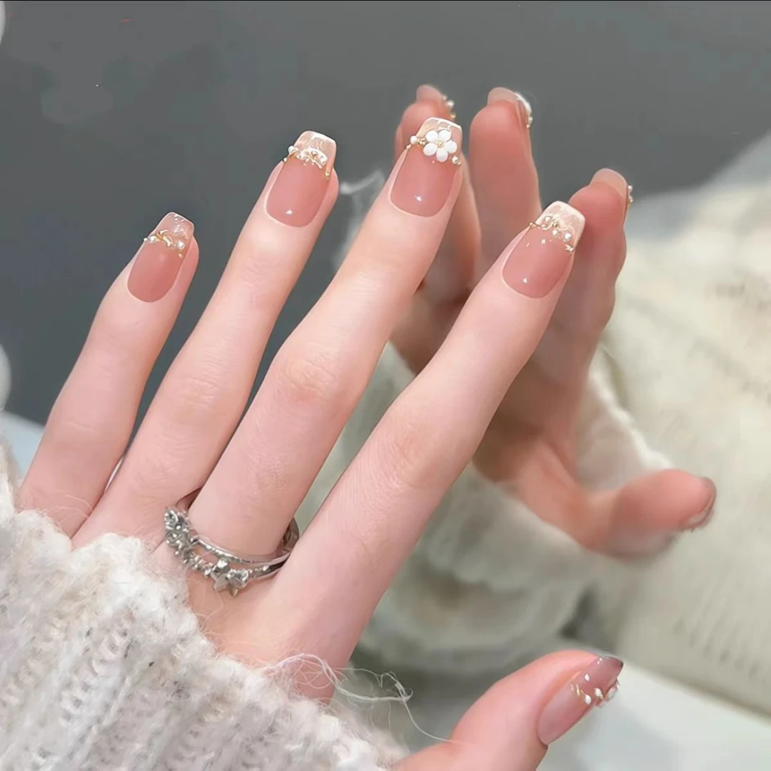 春夏短款手工法式穿戴甲附近珍珠猫眼裸色显白百搭美甲甲片高级感