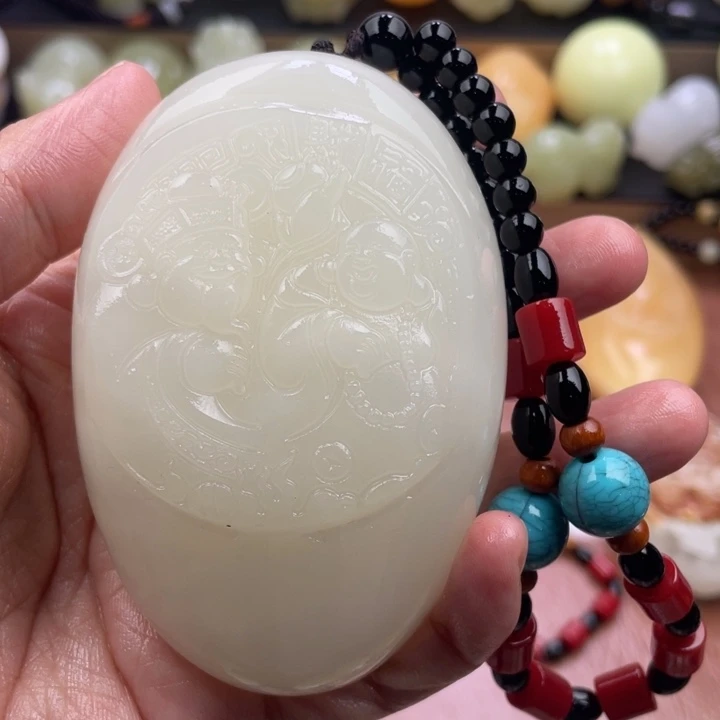依***水石材天然古青石手把件