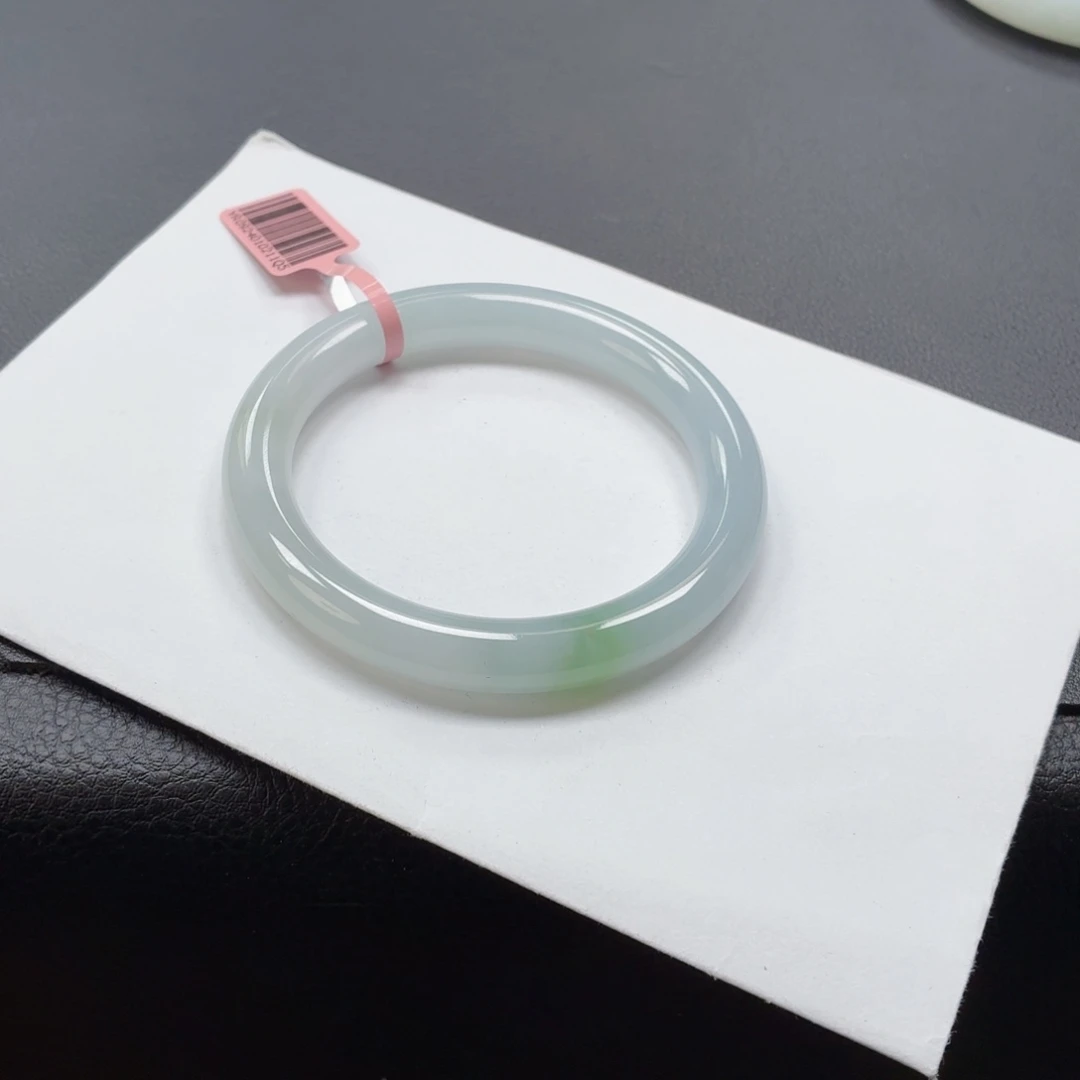 翡翠未镶嵌手镯翡翠