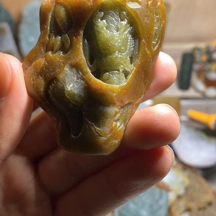未镶嵌定制翡翠龙