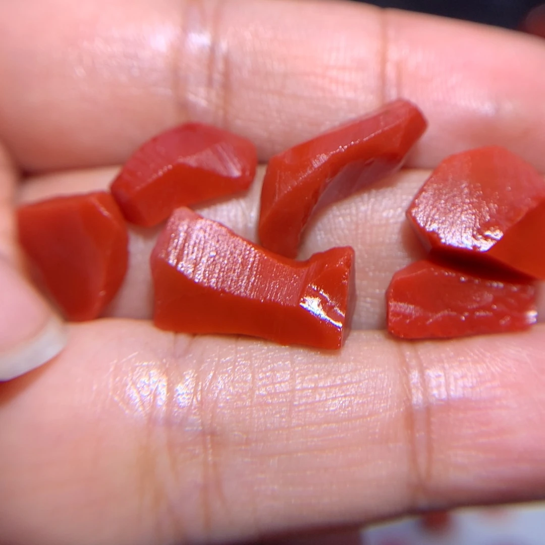 南红玛瑙5.5×2未镶嵌小*