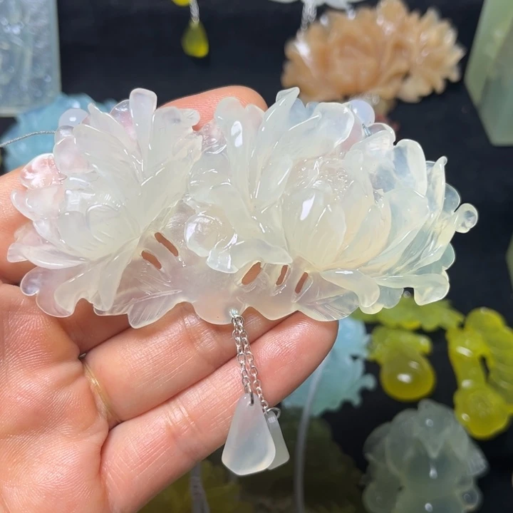 蛇纹石玉未镶嵌颈式一**善