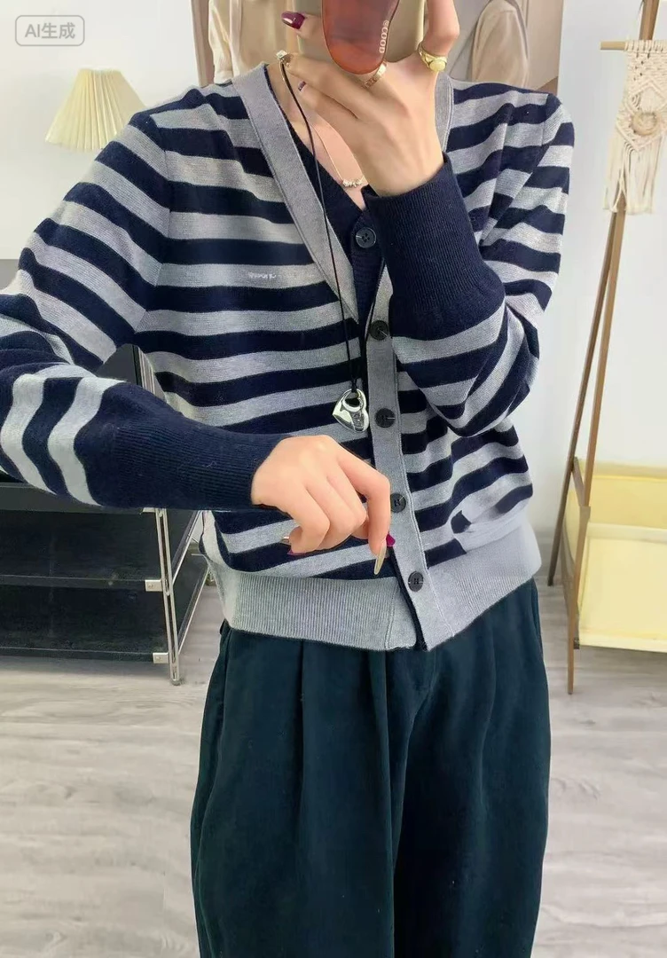 衣凡2509假两件休闲风百搭秋毛针织衫秋冬女装