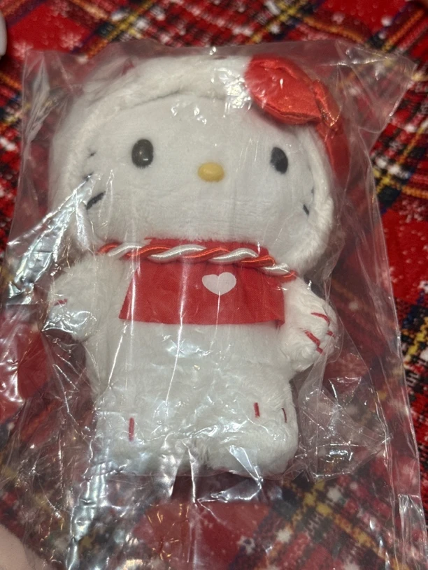 鱼尾专拍夜光狐狸kitty挂件jm