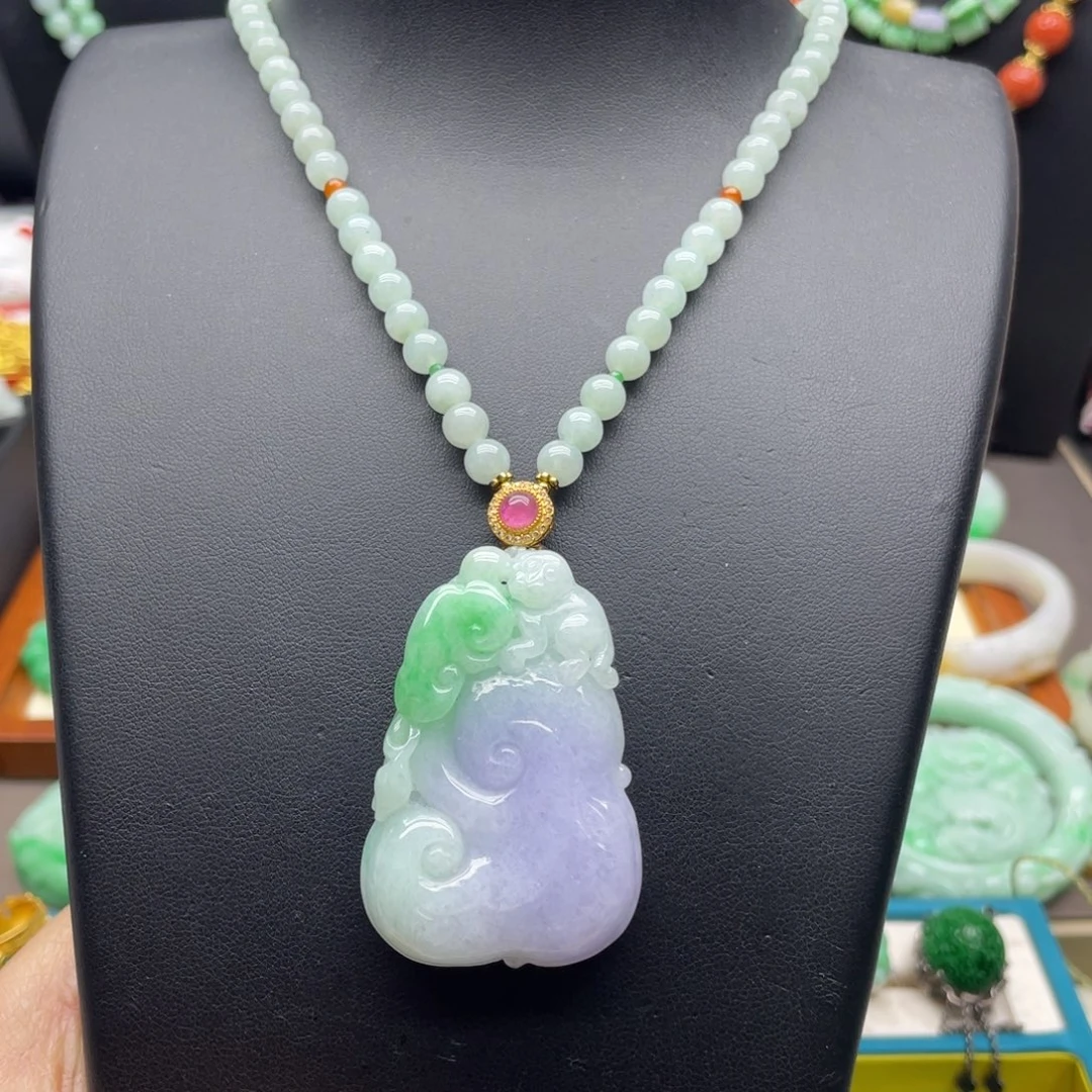 翡翠未镶嵌颈饰翡翠如意