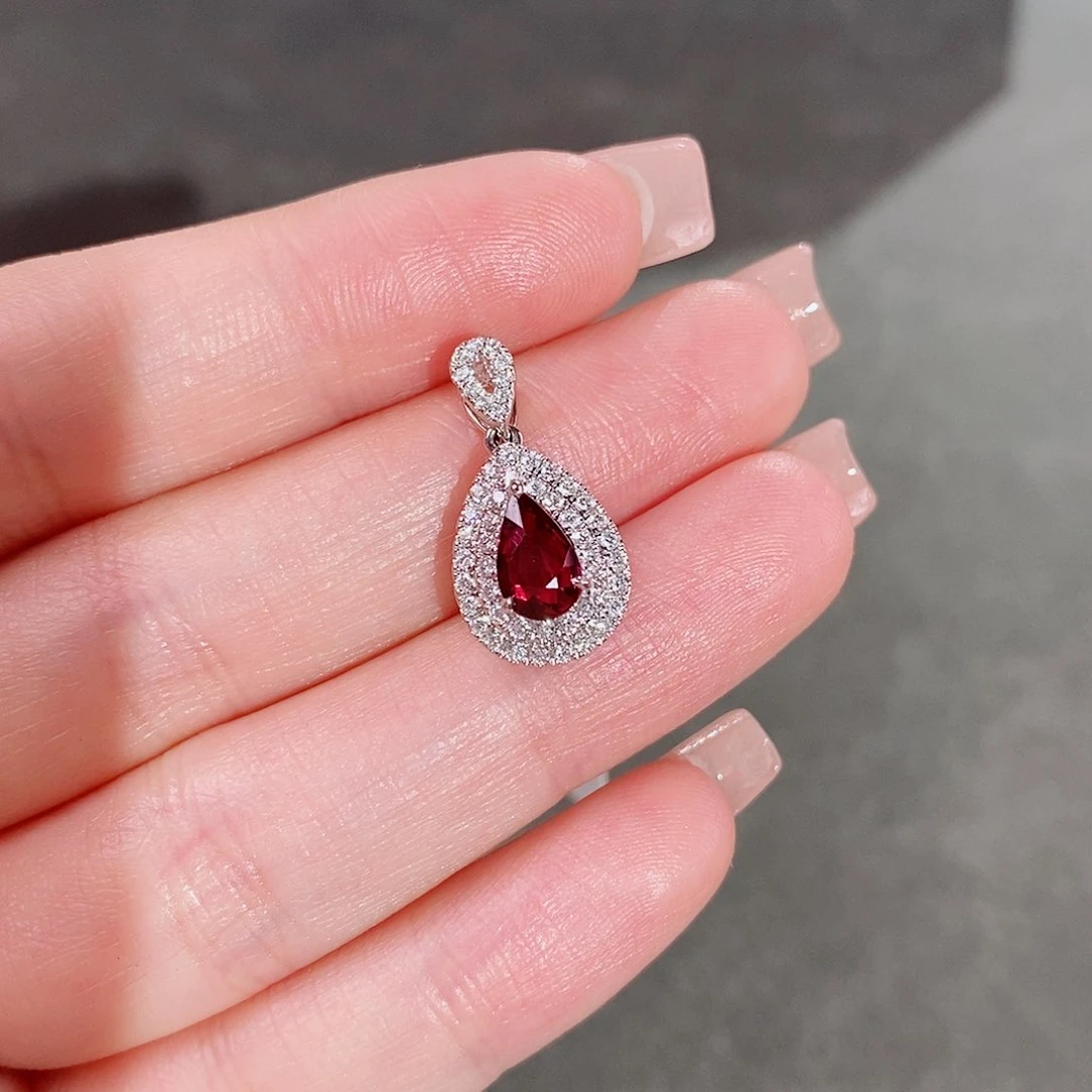 红宝石颈饰18K金镶嵌1.03ct无烧鸽血红aigs