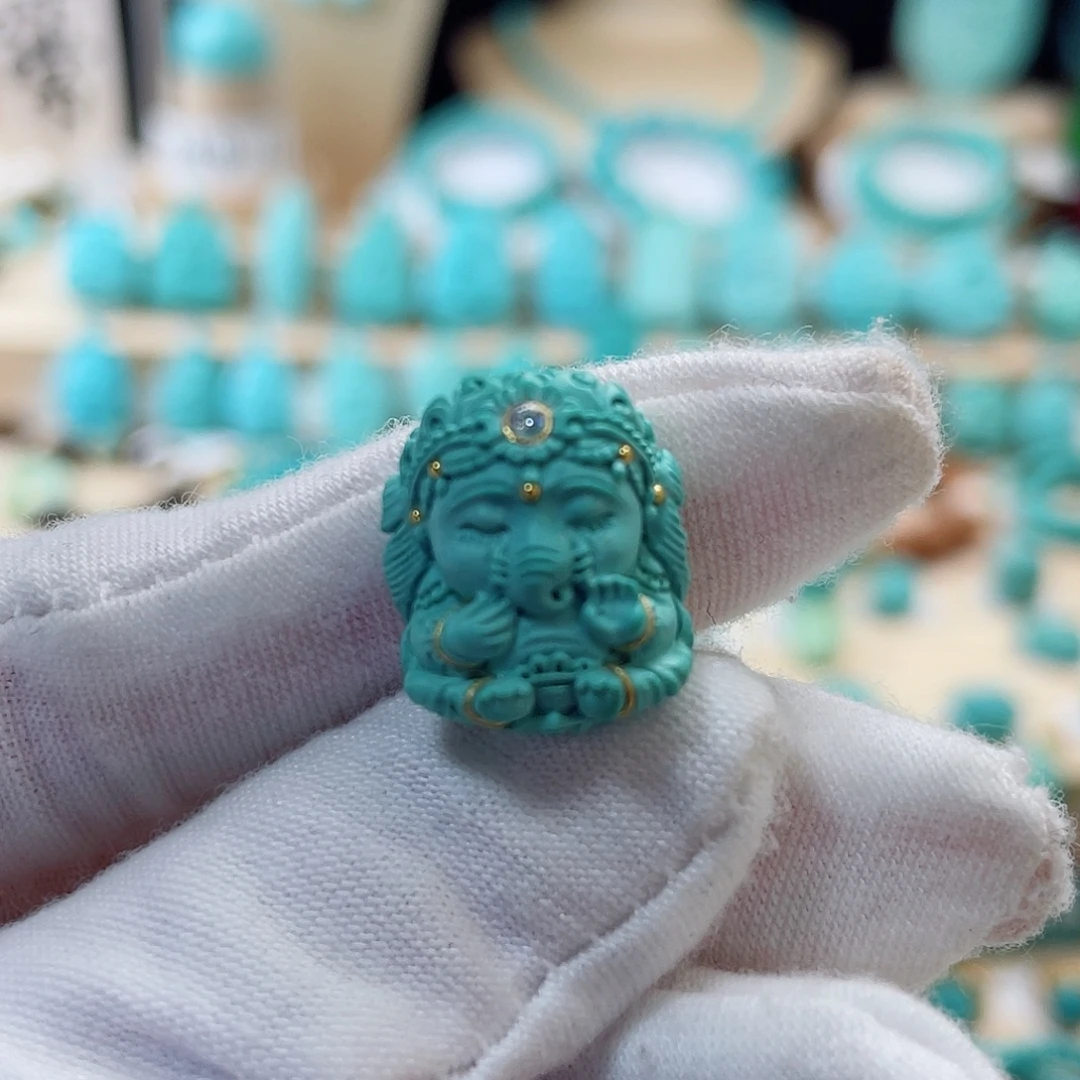 未镶嵌绿松石珠宝奇石