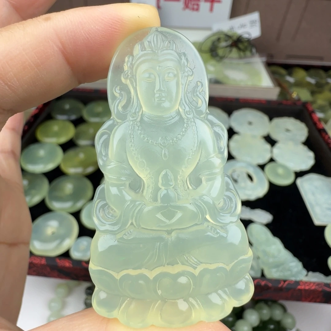 蛇纹石玉未镶嵌颈饰