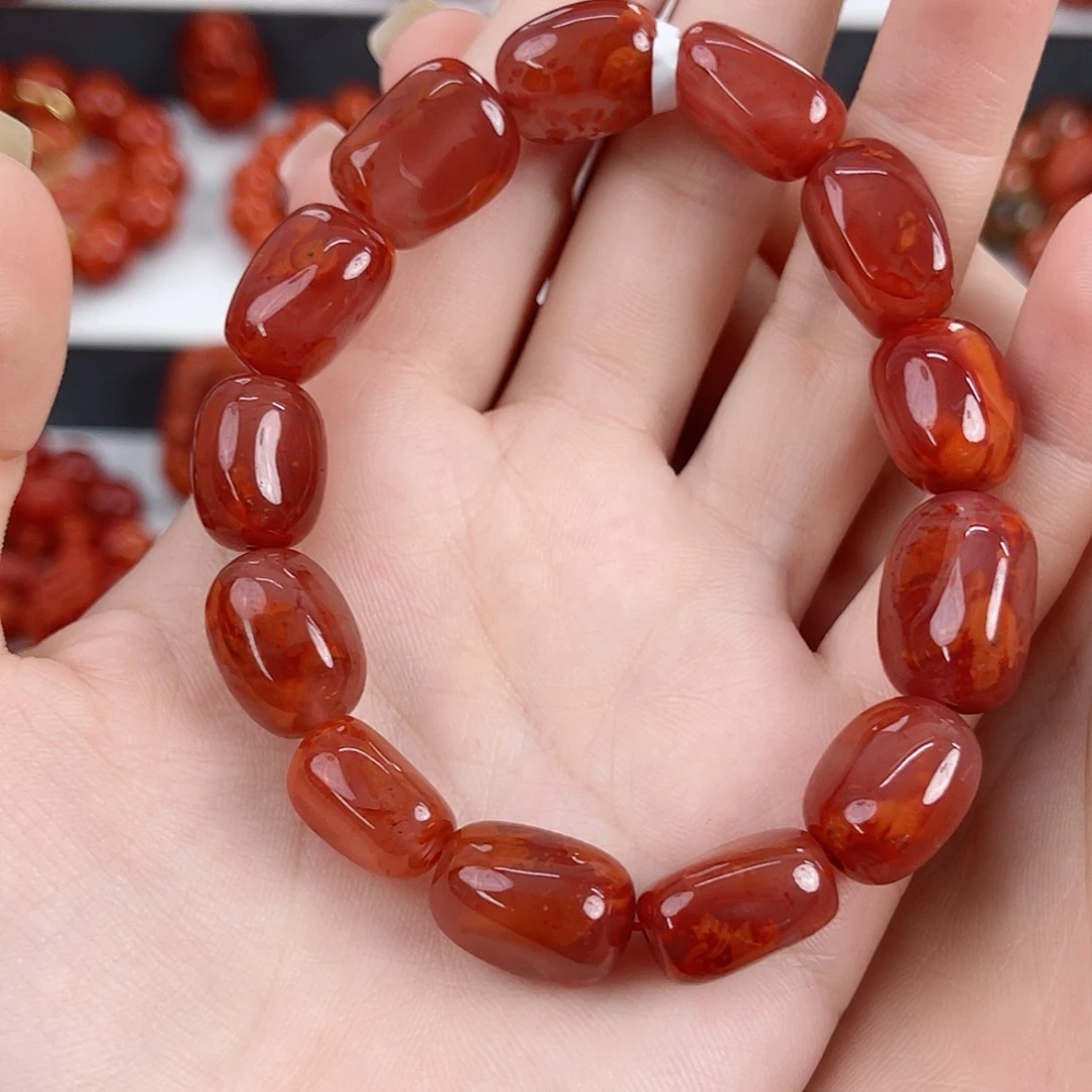 南红玛瑙未镶嵌瓦西牛血红随形手串11-12mm左右