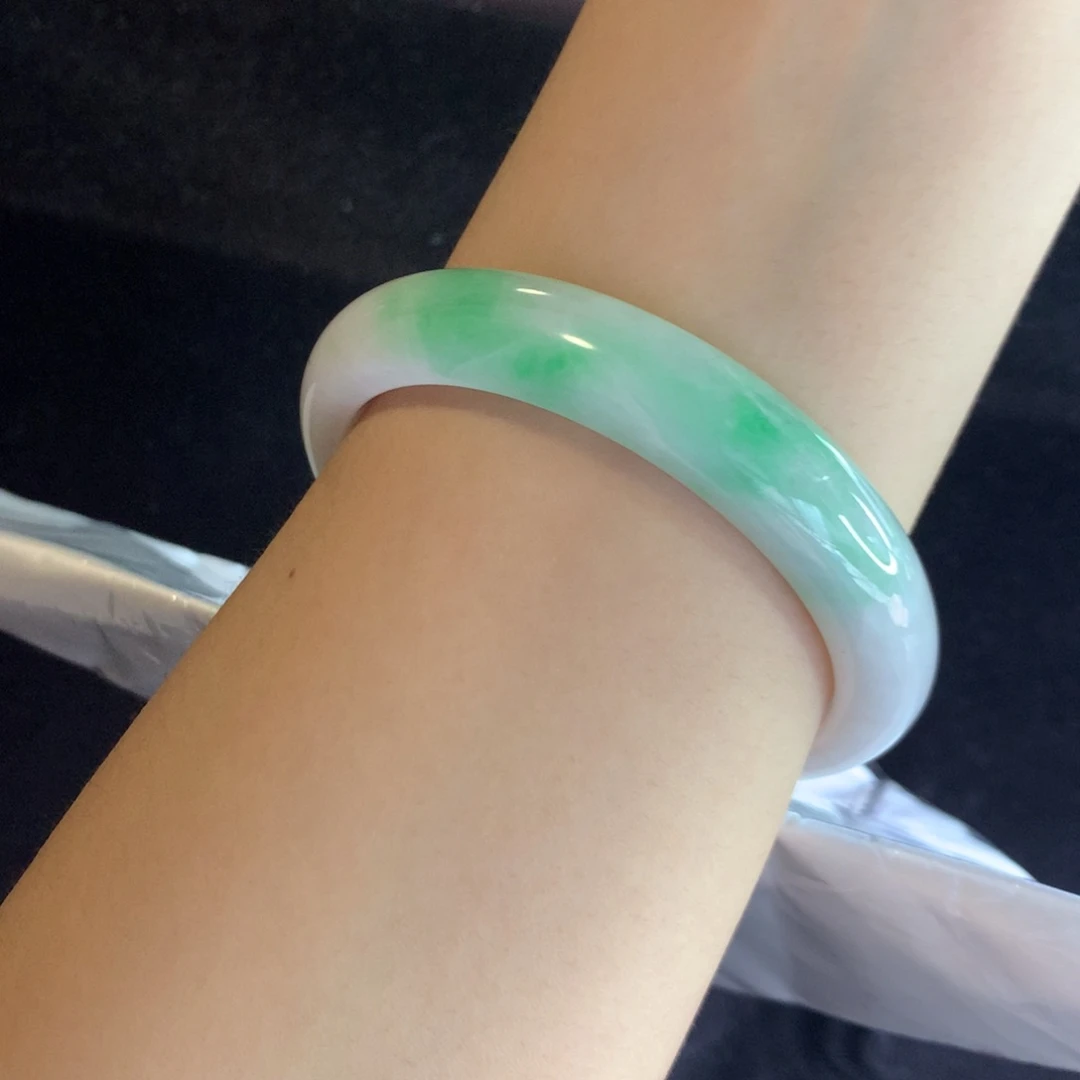 【闪购商品】翡翠手镯未镶嵌闹*～60圈2638