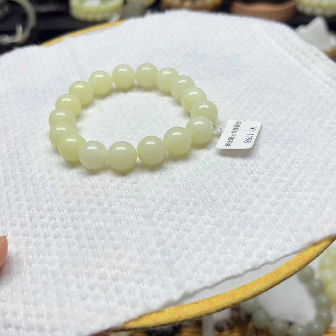 啦***啦手链未镶嵌和田玉