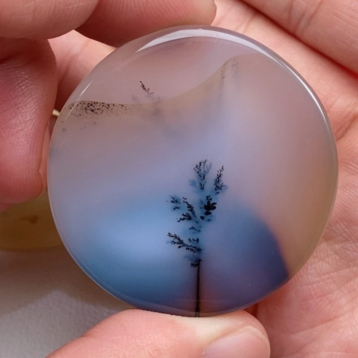 未镶嵌奇石玛瑙/玉髓雾**行