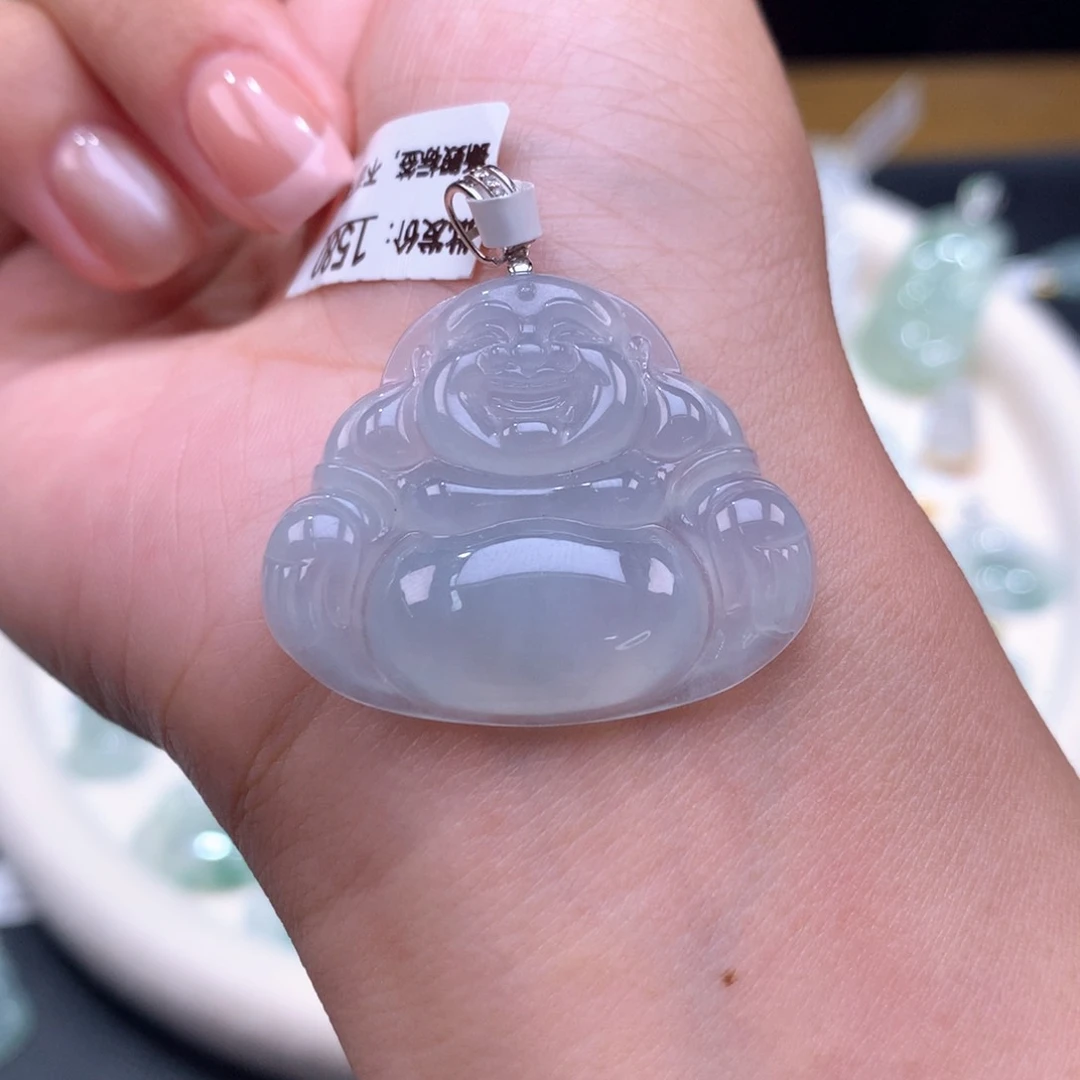 颈饰18K金镶嵌翡翠佛公