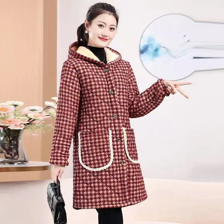 2025年新款妈妈装加厚格子棉服加绒洋气保暖中老年棉衣外套