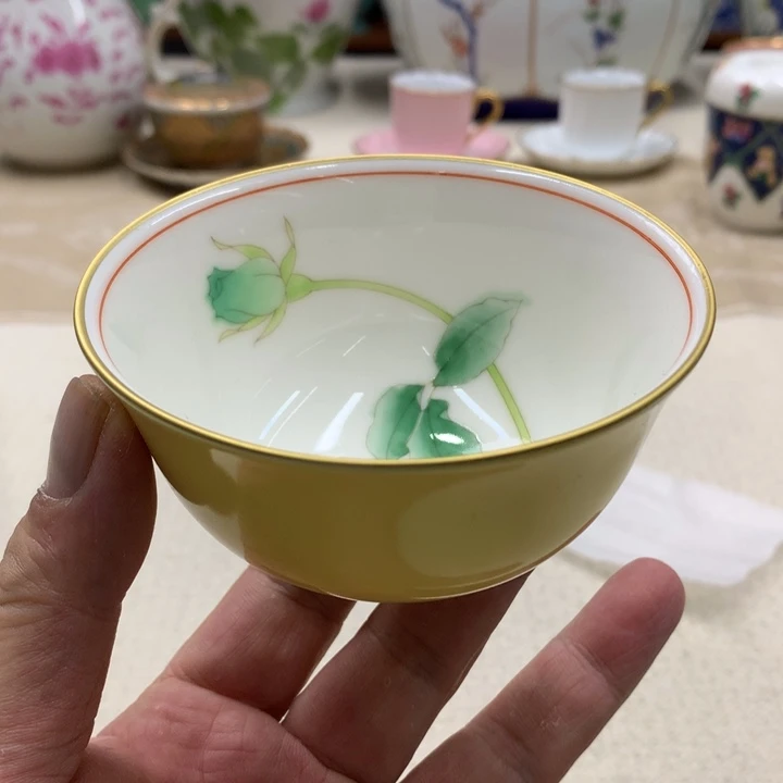 瓷片这点上方是因为