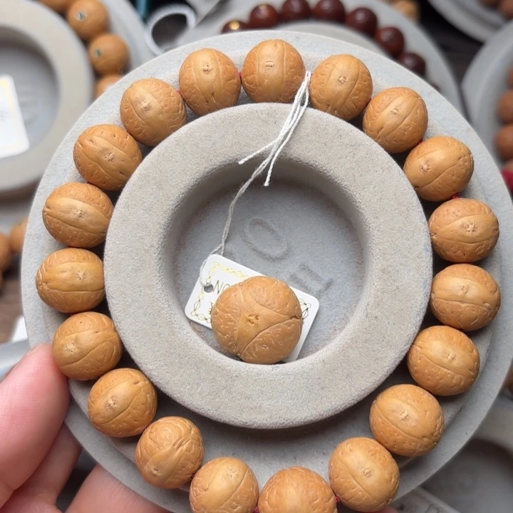 凤眼菩提手串刘****贝14m m手串