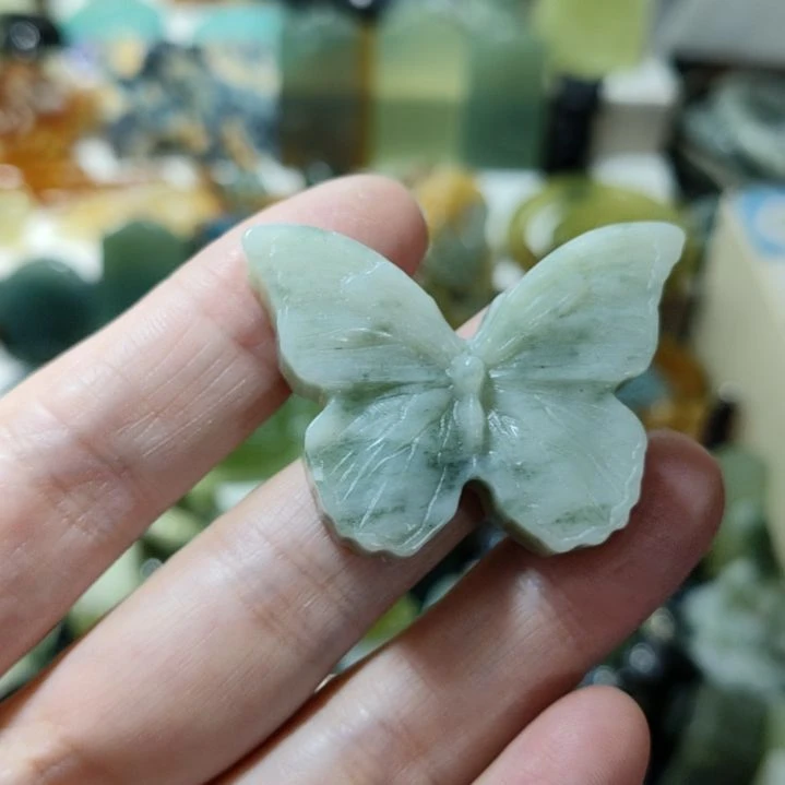 岫玉未镶嵌挂坠款式